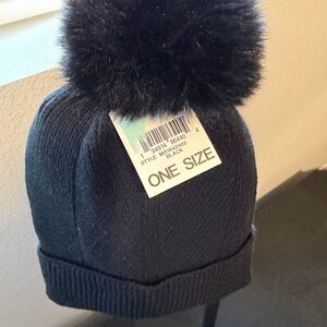 NWT Cozy Black Pom-Pom Beanie